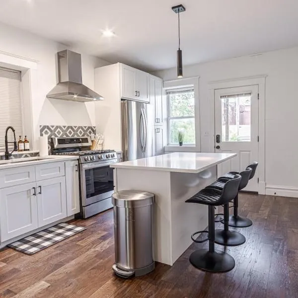 Ann Avenue Charming 3 Bedroom Retreat Near Downtown St Louis, hotel in Saint Louis