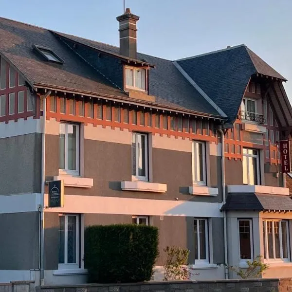 Logis Hôtel Le Saint Florent – hotel w mieście Mont-près-Chambord