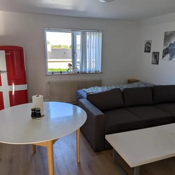 Pet-Friendly Apartment 1 30m2 - close to Femern & Puttgarden & Lalandia & Knuthenborg, hotel v destinaci Holeby