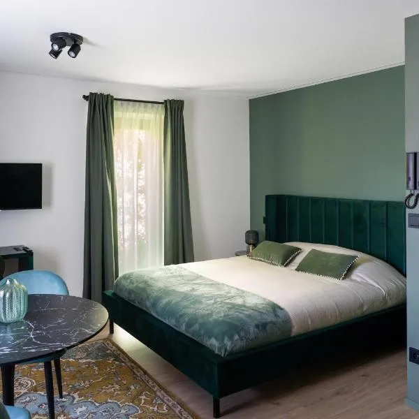 Core - Corporate Studios by Weeklyflex, hotel i Strassen