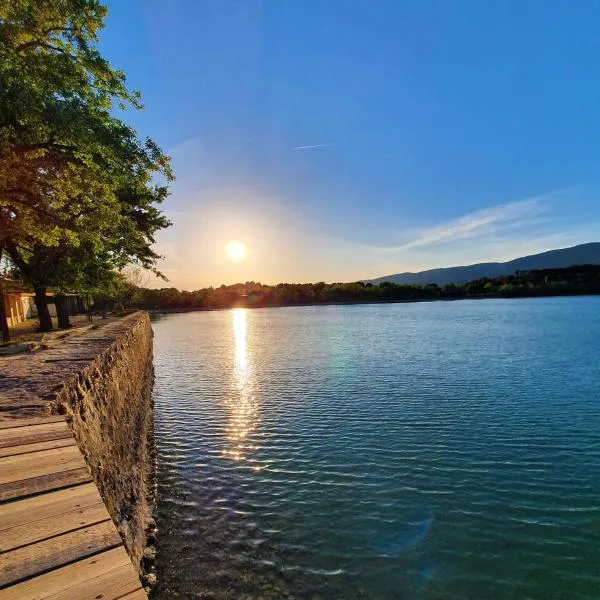 Nature, hotel in Cabrières-dʼAigues
