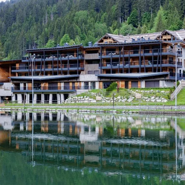 Campiglio WOOD, hotel in Madonna di Campiglio