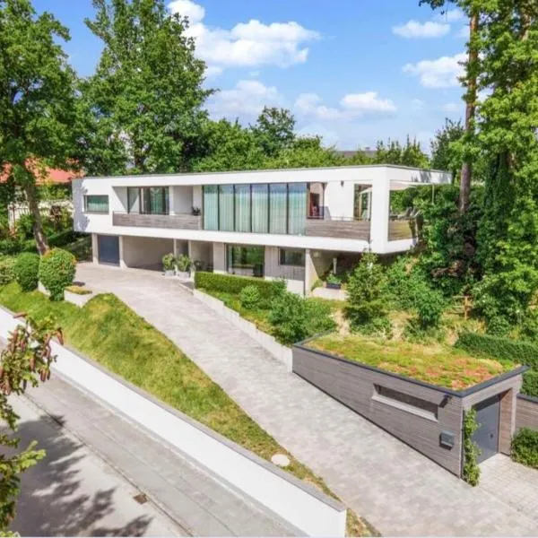 NaturOase, Moderne Architektur - Arbeitsplatz - Klimaanlage - Parkplatz - Waschmaschine, hotel en Vöhringen