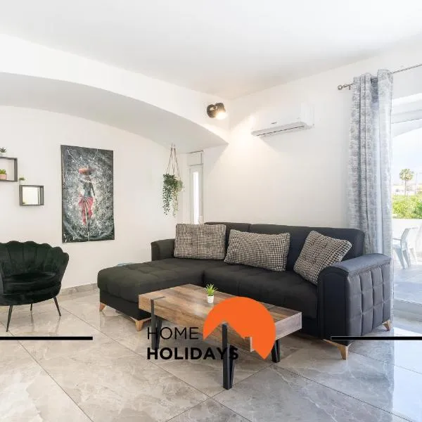 #268 Marvellous Villa Sapphire, Hotel in Albufeira