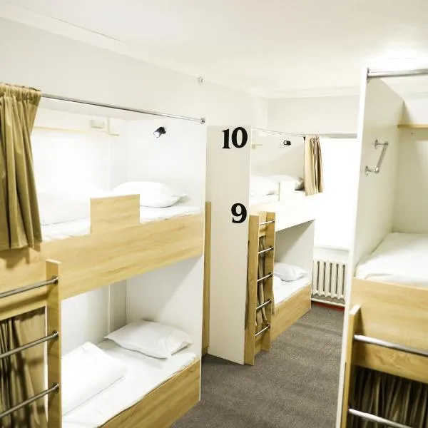 Yassi HOSTEL, hotel in Türkistan