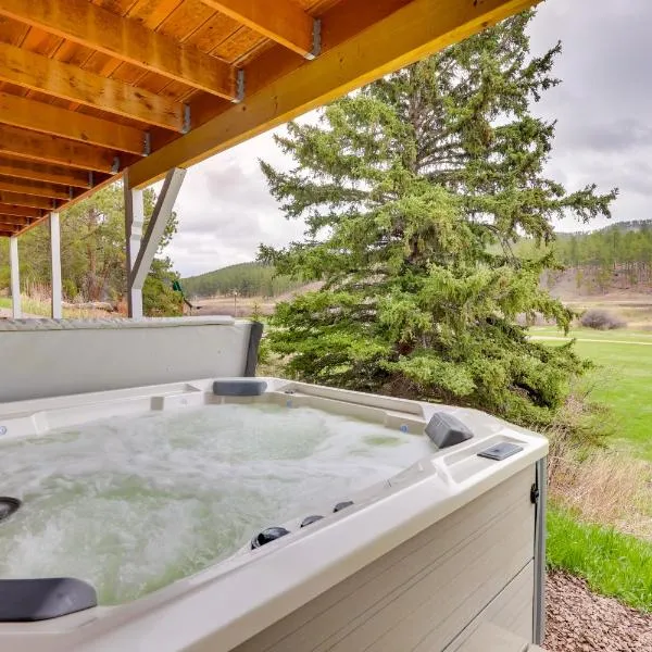 Black Hills Home with Mickelson Trail Access!, hotel i Hill City