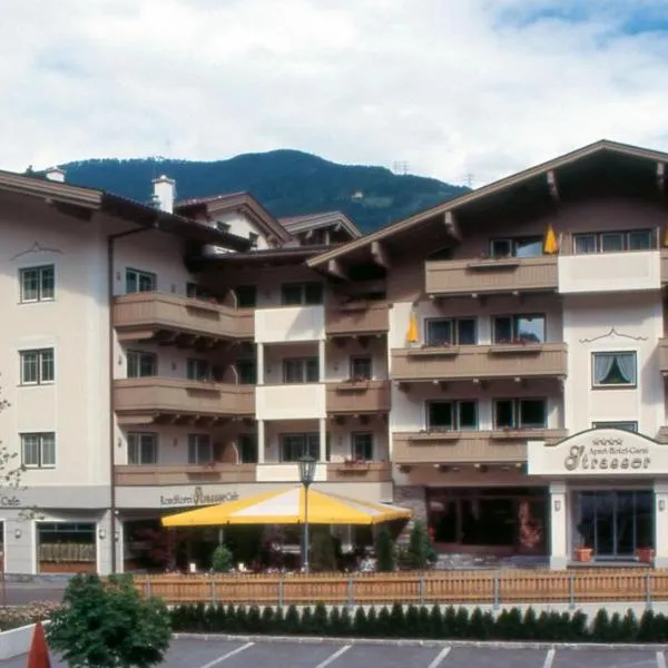 Apart Hotel Garni Strasser, hótel í Zell am Ziller