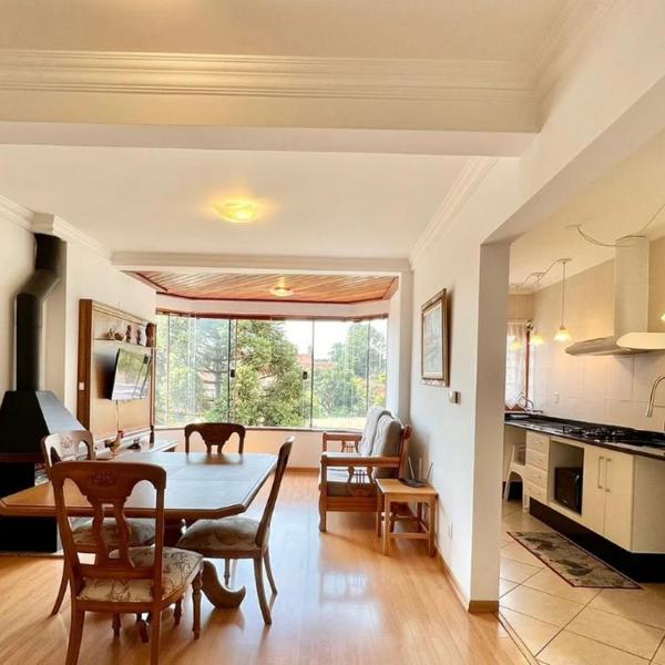 Duplex Familiar em Gramado. Perto de tudo!