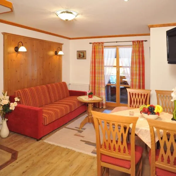 Pension Breitenlohner, hotel in Reit im Winkl