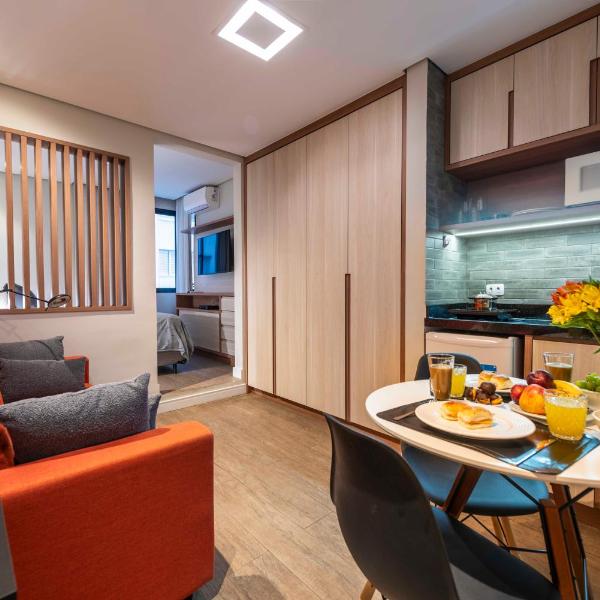 BHaus Jardins Poeta - Apartamento Deluxe - 7o andar - Academia - Mini mercado - Próximo à Oscar Freire e Avenida Paulista - Vaga de Garagem - Recepção 24h - Restaurante Galeto's no térreo - p77