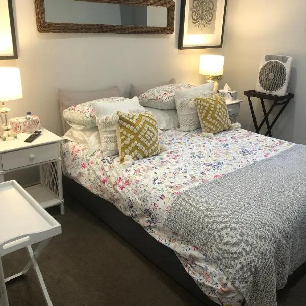 Water Street - Garden Views, hotel in Forster