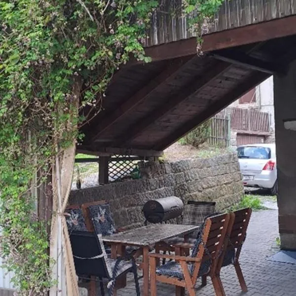 U Piškota, Hotel in Desná