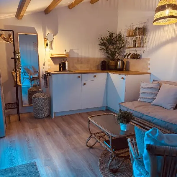 Tiny House t Kleine Paradijs, khách sạn ở Barneveld