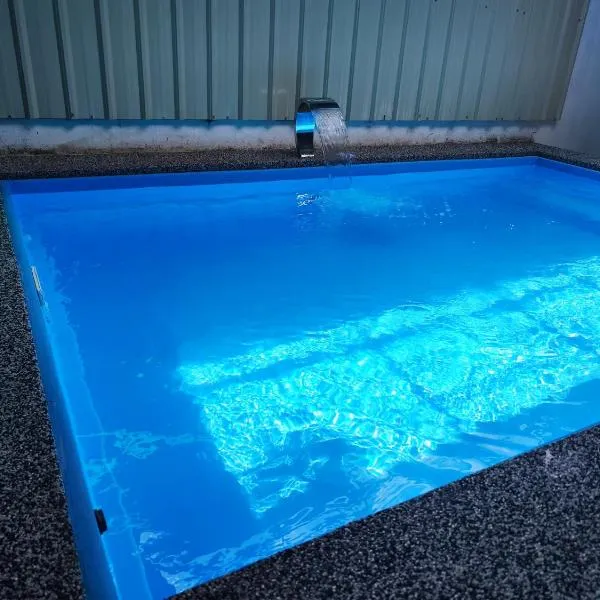 Homestay Temerloh Jaya with Private Pool 8pax 3Bedroom 3Aircond 2Water Heater Free High Speed Wi-Fi Netflix Near Bandar Temerloh, hotel in Temerloh
