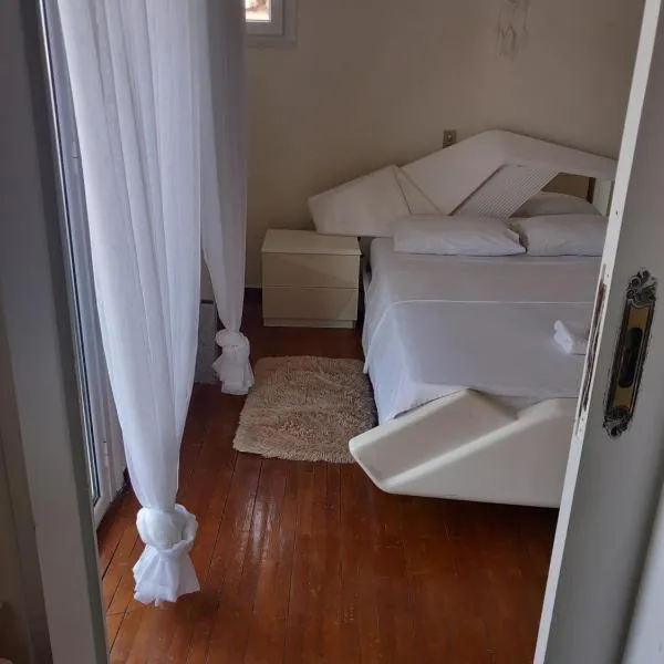 Nikos apartment, hotel in Sparti