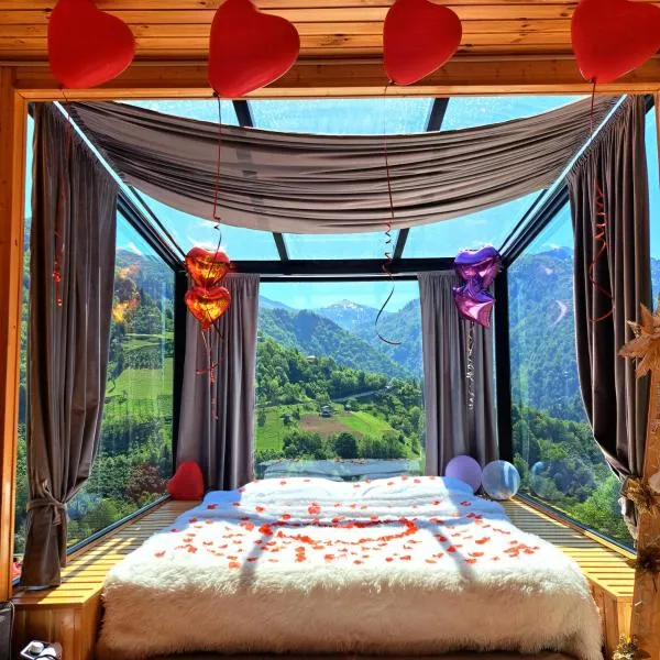 Glass House In Merisi, hotel in Batumi