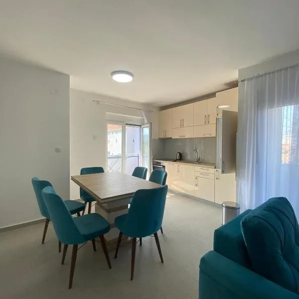 Princess Maxi Apartments, hôtel à Šušanj