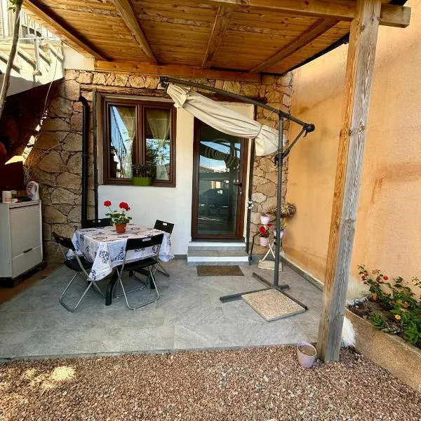 Perla di Mare, hotel in Àrbatax
