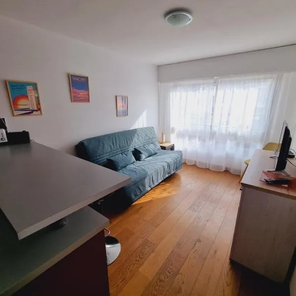 Un studio à deux pas de l'océan, hotel in Les Sables-dʼOlonne