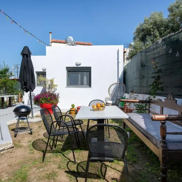 Mar-Jo Holiday Home, hotel in Atsipopoulo