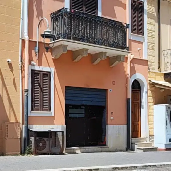 casa Fontana, hotel in Capaci