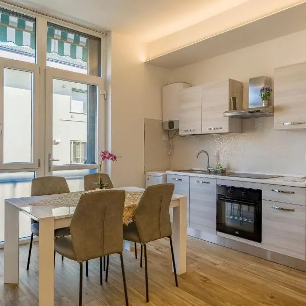 LOANO PERLA LIGURE, hotel a Loano