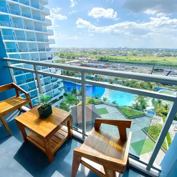 Azure North Staycation - Monaco 1030 Unit, hotel in San Fernando