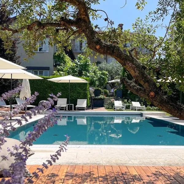Corte Gondina Boutique Hotel, hotel v destinaci La Morra