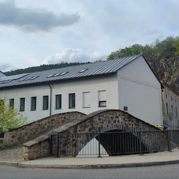Symbiola Apartments, hotel v destinaci Děčín