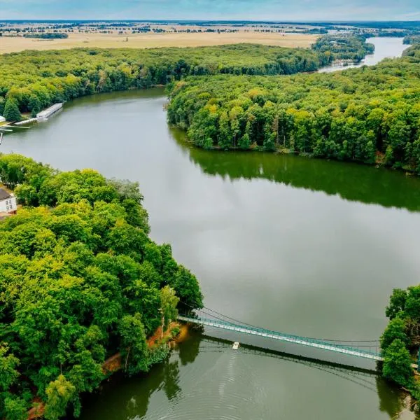 Przystań nad jeziorem Raduń, hotel in Wałcz