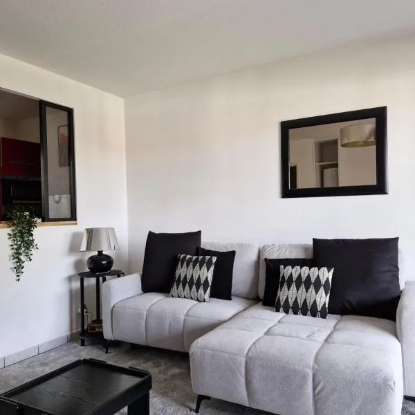 Joli T2 sur golf Bassussary, hotel in Bassussarry