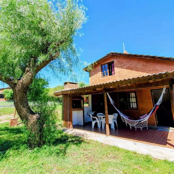 Cabañas Pioneras, hotel di Villa Rumipal