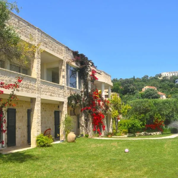 Lemoni Apartments, hotel v destinácii Pelekas