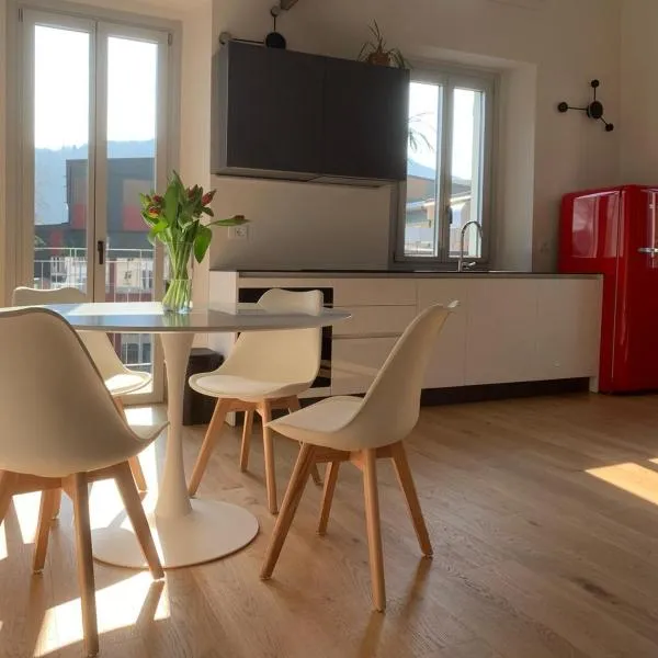 Spazio Perlasca Apt 3 - Cernobbio Como Lake, hotel in Cernobbio