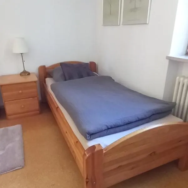 Goldsteig 2 -Zweibettzimmer, hotel v destinaci Windischeschenbach