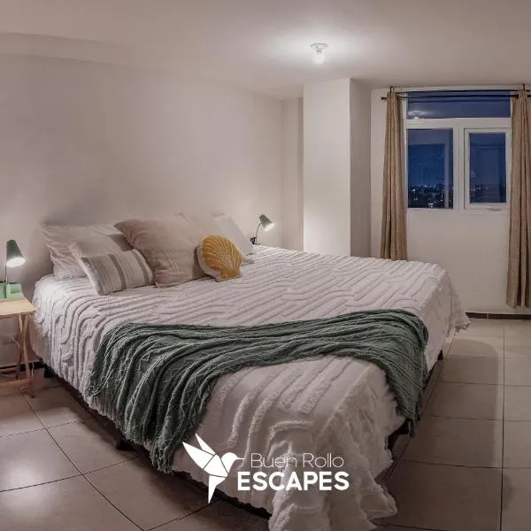 Luxury Apartments - King Bed - Pool - Gym & Free Parking, hotel di Guatemala