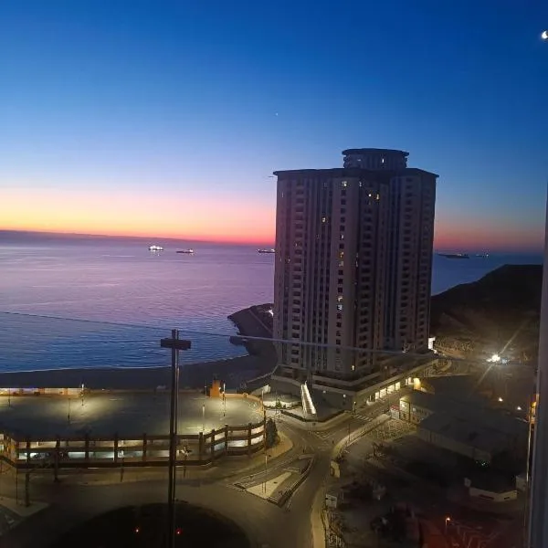 E1 Studios, Sea & Beach Views, High Floor, hotel v destinaci Gibraltar