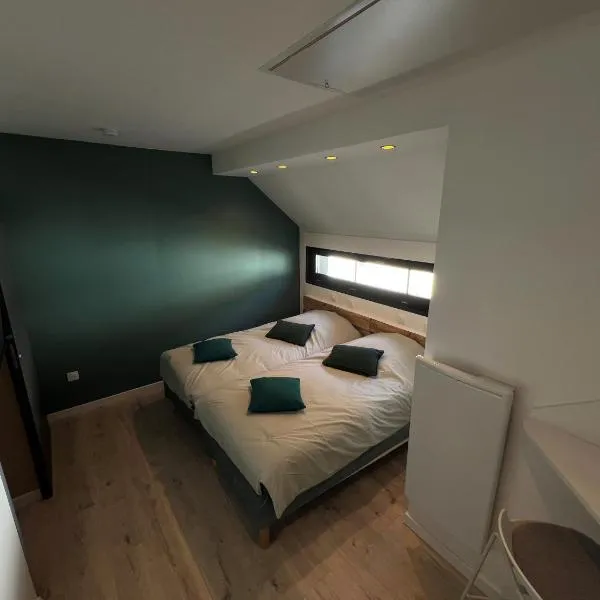 La Maison d'à Côté Chambre 4, hotel v destinaci Cuise-la-Motte