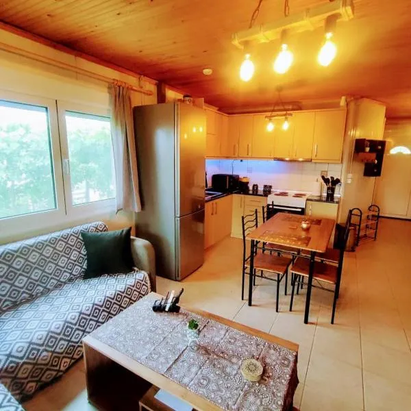 Serenity Oasis Country House, hotel u gradu Dhíkella