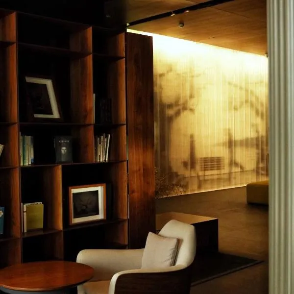 The Nook Hotel Hangzhou - A design hotel, 20 mins to West Lake and Lingyin Temple, hotel v destinaci Chang-čou