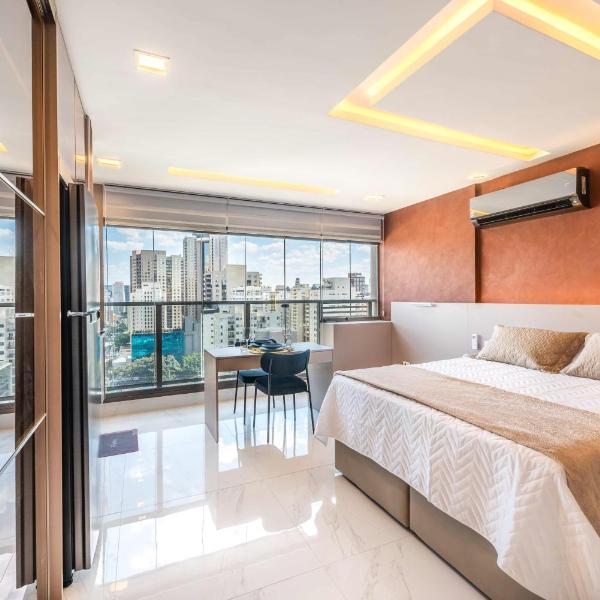 BHaus Itaim DSG - Studio Deluxe com Vista Incrível 13o andar - Cama Queen - Próximo ao Parque Ibirapuera - Lavanderia Omo - Academia - Coworking - Mini mercado - Piscina no Rooftop com Vista Panorâmica