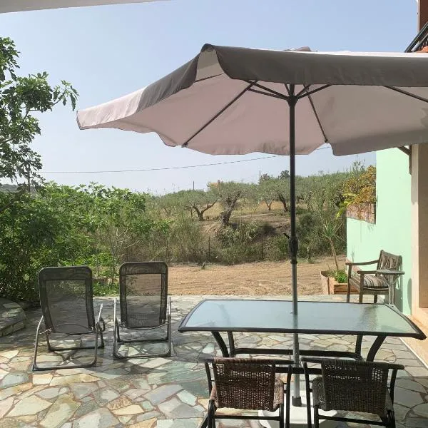 Eden Garden Luxury Loft near Knossos, hotel a Skalánion