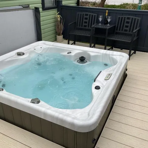 Baywood View Lodge, hotel in East Heslerton