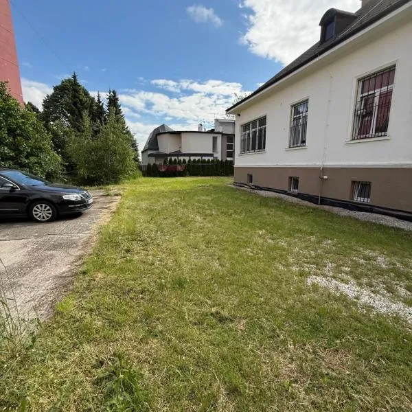 Perfekt group, hotel v Novom Meste nad Váhom