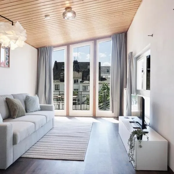 NEU zentrale Wohnung Netflix Balkon 4 Gäste, hotel in Andernach