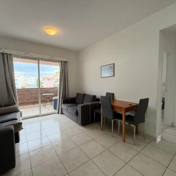 Central 2 Bedroom Apartment Pafia 2, hotel in Paphos City