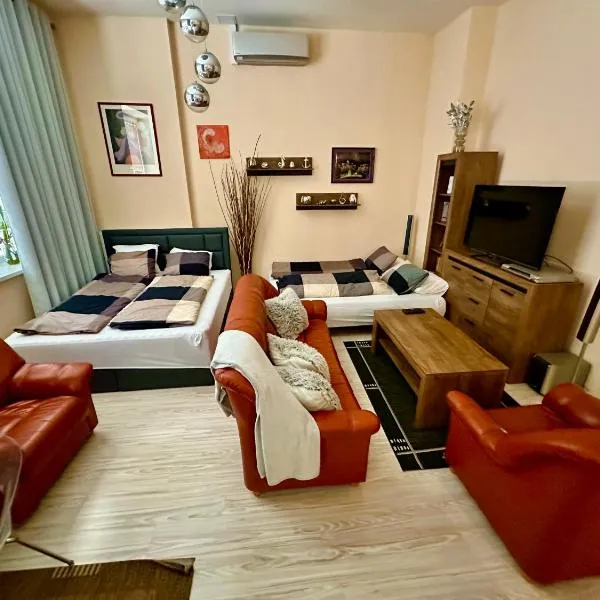 Princess main square apartment, hotel v Popradu