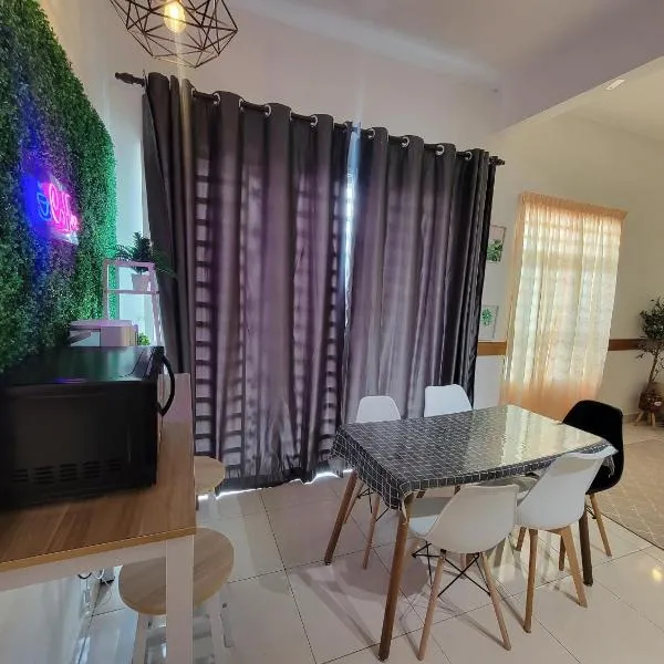 Deen Paddy View Wifi 3 Airconds, hotel v destinaci Alor Setar