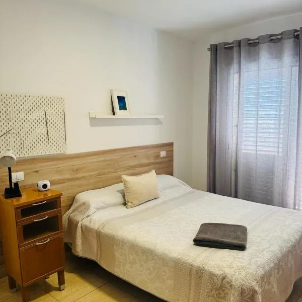 Habitación Privada May con balcon, hotel v destinaci Vecindario