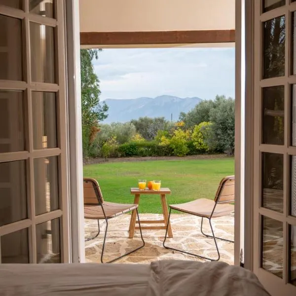 Loukísia में, होटल Anoixi Home Private Pool and Evia Landscapes